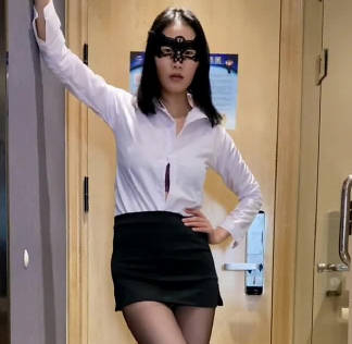 不要玩游戏了来玩黑丝御姐-斯文禽兽 不要玩游戏了来玩黑丝御姐-斯文禽兽
