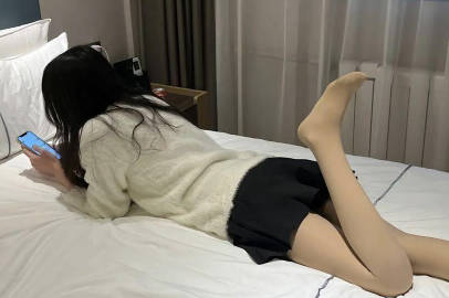 海角社区・女儿要去同学家几天不回来刺激的内射了