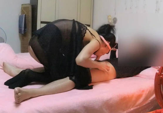 单位偷情少妇・老污龟