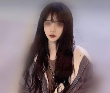 海角社区.在4S店女厕所无套怒射初恋在她家楼道上又给我口