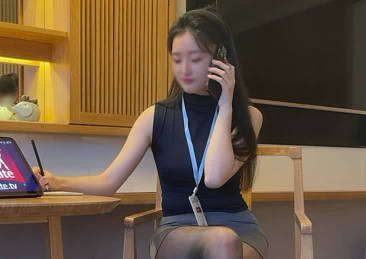 淫荡秘书贞洁攻陷・被肉棒填满初尝淫欲欢・播音系小美