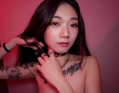 她想要被轮奸・腿被凹到干出眼泪