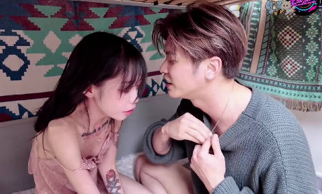 青年旅舍艳遇萝莉・仔仔