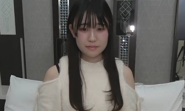 FC2PPV-4845648恋爱中的女人