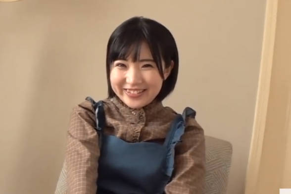 FC2PPV-1120982-18岁天然萝莉牛奶大胸将兼职后辈变成我专用肉爱抚器深入敏感小型紧实胸部结果让她高潮不断的女人兽化个人拍摄非职业