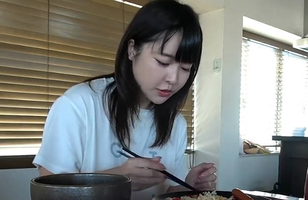 FC2PPV-4852091无感谢你美娜酱决定与天生偶像共度四天三夜的私密影像