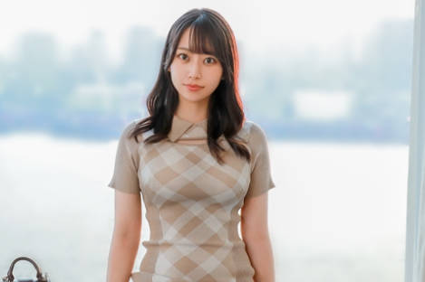 骑兵破解SIRO-5611 【むっちり美少女は世界を救う♪】23歳なのに完成されたエロbody！？洗练された身体から缲り広げられるエロを今夜お楽しみください！！ 【初撮り】ネットでAV応