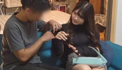 骑兵破解GANA-2801 百戦錬磨のナンパ师のヤリ部屋で、连れ込みSEX隠し撮り 275 顔良しカラダ良し！上玉女を家に连れ込んで盗撮！脱がせばスベスベ色白ボディ