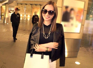 骑兵破解GANA-2377 マジ软派、初撮。 1548 麻布で见つけた美人ラウンジ嬢！！パトロンおじさまへのご奉仕で培った凄テクの数々を披露！！Hカップのおっぱいを