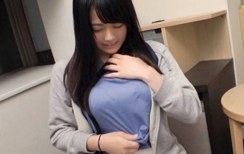 GANA-2090 マジ軟派、初撮。 1348 高額謝礼に釣られてセックスしちゃうGカップの爆乳JD！！大きいだけじゃない！ピンク乳首の国宝級おっぱい！！おま