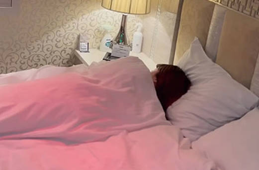 怪兽32期和朋友女友的一夜情