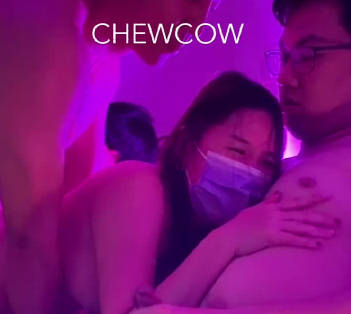 第一次体验与专业AV男优季耕的亲密接触-Chewcow