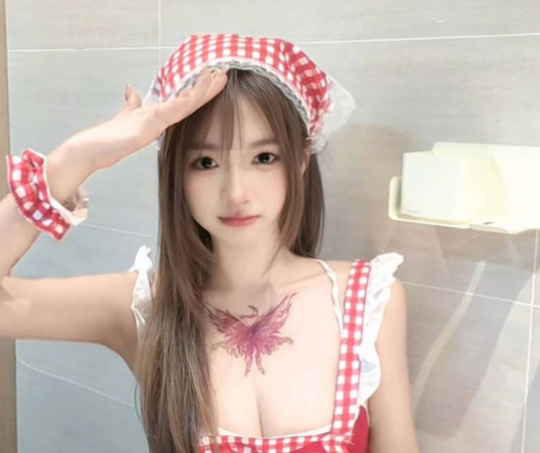 杭州07年E奶嫩妹十柒乖巧可爱不机车