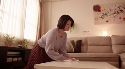 roe-338こんなおばさんとでも手をつないで歩いてくれますか？～息子の亲友と関係を持った母～ 赤井美希