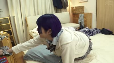 HUNTC-225 ギャル女子○生のたまり场と化したボクの部屋でギャルたちと川の字数珠つなぎFUCK！