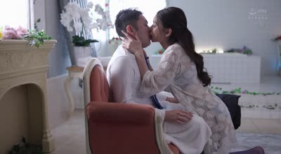 JUR-446 身も心も相性抜群の2人ー。’想い’と’唇’が重なる濃密接吻ソープ 橘メアリー