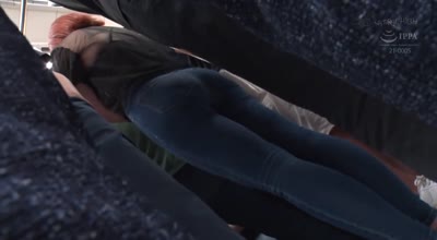 nhdtc-002 電車の中でインナーを抜き取られ透け巨乳を見られる羞恥で抵抗できないシアーシャツ女子