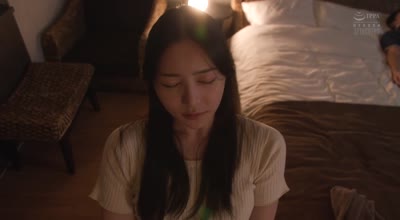 ATID-623 セックスレスに悩む人妻地味OLが中年部長の濃厚なセックスに堕ちてしまった。 白峰ミウ
