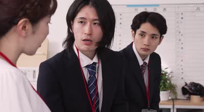 HUNTC-305 「誰の下着が一番好き？これも仕事だからちゃんと見て！」下着メーカーに就職したら10人の巨乳女子社員たちに誘惑されて…とんでもない事態です！2
