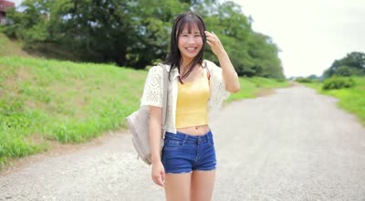 CAWD-792 石原青 20歳 AV DEBUT 元アイドル、今は地元で本屋バイトの一般女子 AV女優から最も遠い女子大生はAVにドストライクなカラダと感度の持ち主でした…。