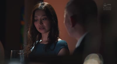 ADN-633 人妻寝取られ仮面パーティー 夏目彩春