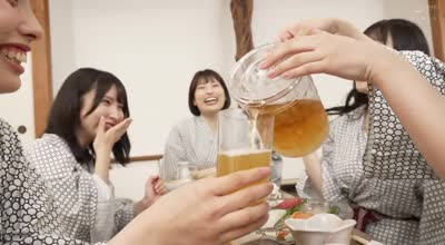 HUNTC-293 下着メーカーの社員旅行は超乱痴気騒ぎ！社員全員飲みすぎて、見ず知らずの旅行客も巻き込んでハメ外しまくってあっちこっちと色々な部屋で大乱交！