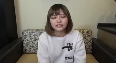 FC2PPV-3230527少女玛雅的19岁小穴被老男人的鸡巴猛干
