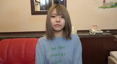 FC2PPV-3143750对白皙苗条的美女进行了两次内射