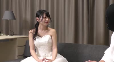 FC2PPV-3237415圣洁婚纱服侍人裸体盛宴美又香