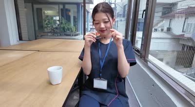 MIFD-541 新人 脱いだらスゴイ乳首だった。某名門・医学部に現役合格した隠れスケベ乳首なインテリ研修医AVデビュー 音月みり