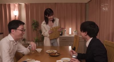 SONE-391 終電逃して上司宅に宿泊中、上司の奥さんの巨乳とクビレがめちゃくちゃエロくて…理性では抑えきれず挿入してしまった。 仁藤さや香