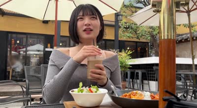 MFC-348 本能に従顺な発情ドM猫ちゃん×腰ヘコが止まらない魅惑の淫尻→淫语连発の连続アクメでイクイク絶叫