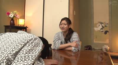 HUNTC-215 『口だけなら何発出してもいいよ…』デカチン絶倫童貞男のお願いを断り切れず10発以上おしゃぶりごっくんしたら我慢できずに挿れちゃう女たち…