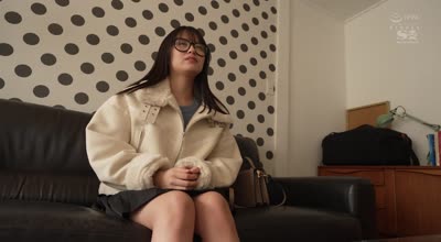 SONE-327 1か月の禁欲明けのご褒美は…巨漢男優の追撃ピストン。ムラついてメス顔した美少女の、か弱い肉体を襲う大アクメSEX 渚あいり