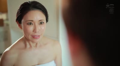 ROE-217 出張で泊まりに来た叔母と同居生活 無防備すぎる仕事終わり蒸れた肉感パンスト姿に僕は理性を狂わされて…。 水野優香