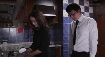 kire-026义母诱惑小十岁的女婿中出淫奸无法分离的密着SEX-相马茜