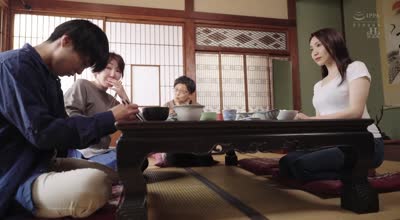 HSODA-014 叔母さんのむっちりとしたカラダで甘トロにさせられた童贞の僕は熟れた温もりに何度も中出しをしてしまった。 妃ひかり