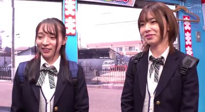 TOTTE-172 负けたら即ハメ中出しの野球拳胜负！キツキツウブマンにデカチン挿入目指して、ヨヨイのヨイ～♪撮って出しマジックミラー号宫城県代表らら・ねむ编