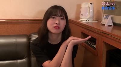 561MICA-015 【腹筋割れアスリート娘】ゆうか(21)筋肉マ○コに18センチのデカチンをズブズブ捻