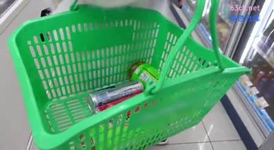 DOCS-010 可愛い顔してすんごいハメ潮吹く美女♪女の子が自分で上下させる正常位見た事ありますか？w超一流の腰遣い♪男潮まで吹いちゃってお恥ずかしい