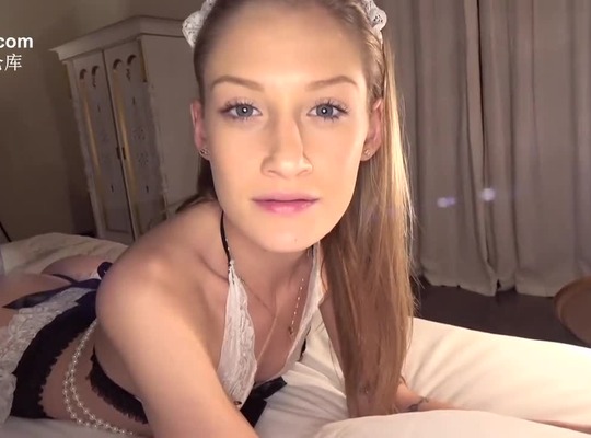 FC2PPV-1117575无娇嫩顶级女仆缠绵互动服务尽情插入射精全身