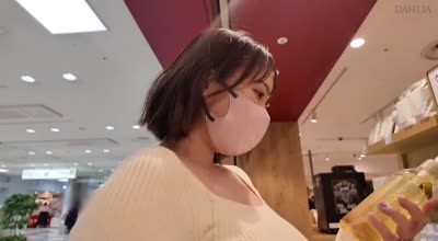 DLDSS-473 謎のマスクの美熟女が素顔＆中出しW解禁 SNSで出会った巨乳人妻と濃密！ 水彩あき