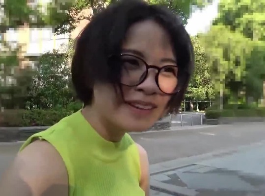 FC2PPV-1106385-突击职场访问图书馆工作的大胸情人首次同意拍摄害羞的高潮表情公开了哈哈