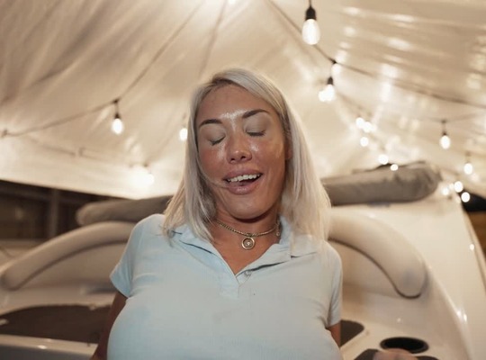 MOFOS2025-05-22隔壁的聚会