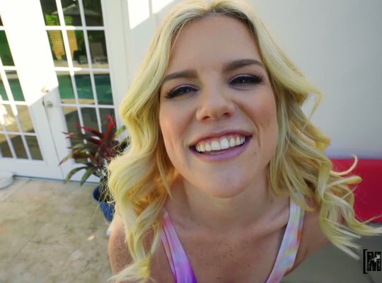 MOFOS2021-07-14管理她的财产