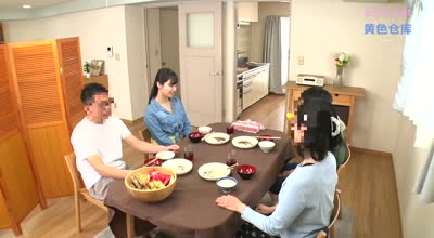 NHDTB-84601 子供だと思っていた甥っ子に抱きつき耳舐めされ発情お漏らししてしまう巨乳叔母 スレンダー美脚妻