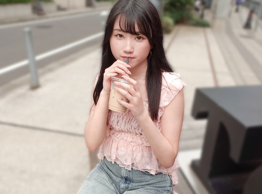 骑兵破解SIRO-5583 真面目女子！むっつりスケベの音大生は乳首が弱点？！エロに興味なさそうな感じなのにセックスが始まると快楽に貪欲！自分から腰を振ってセルフイキで何度も