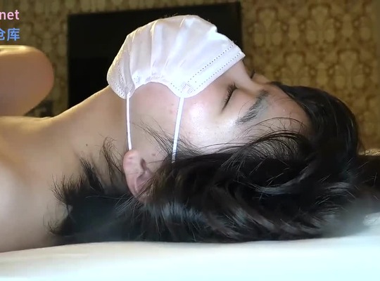 FC2PPV-1003439连续高潮现役女仆咖啡店佳奈18岁臀部被掌掴生射尖叫连连极度爽快的喷射让她兴奋不已再次进行内射