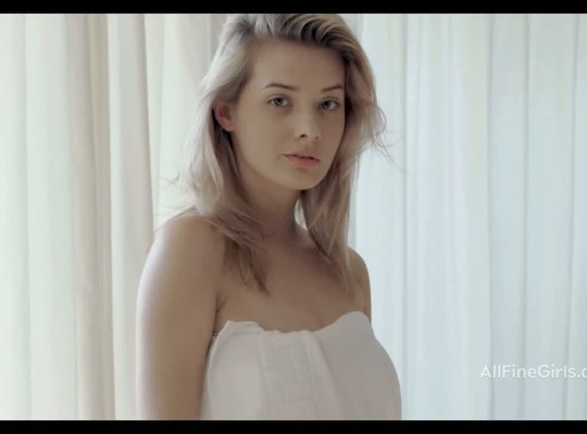 WOWGIRLS2014-12-13成人娱乐