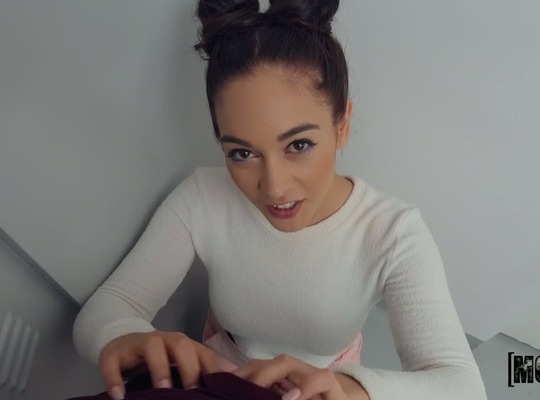 MOFOS2019-08-04红锁柜